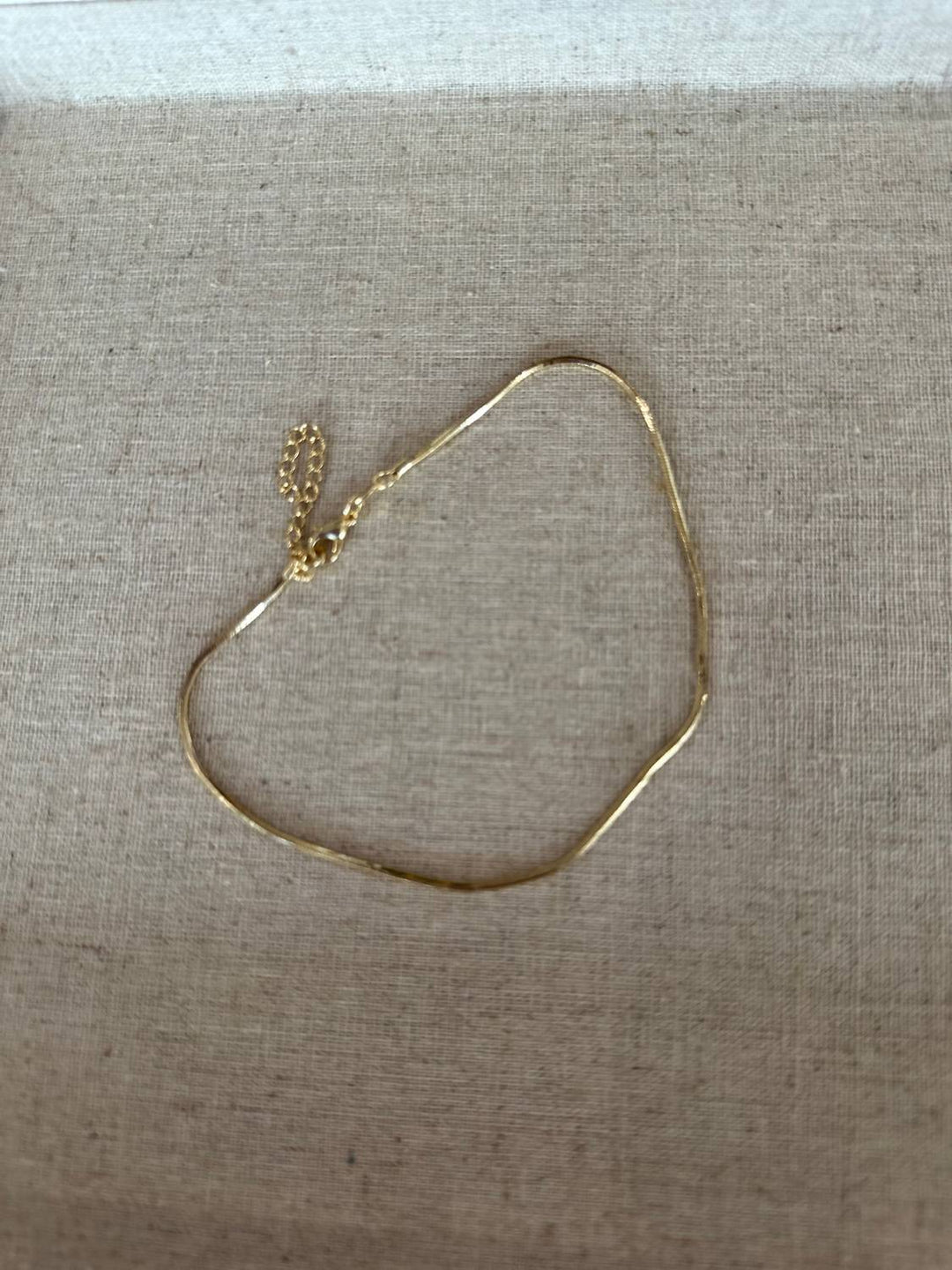 women's mini snake bracelet in gold