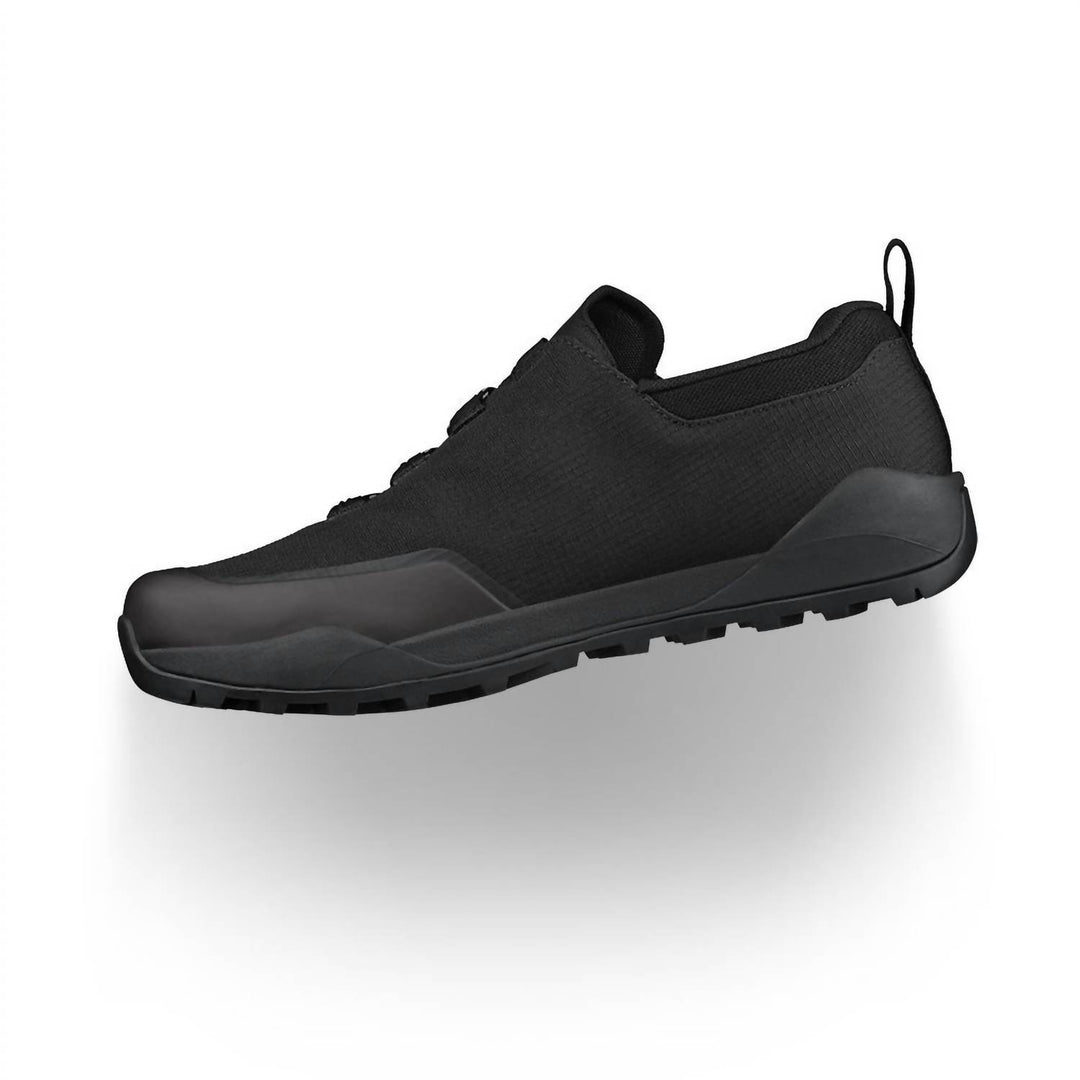 unisex terra ergolace x2 shoe in black/black