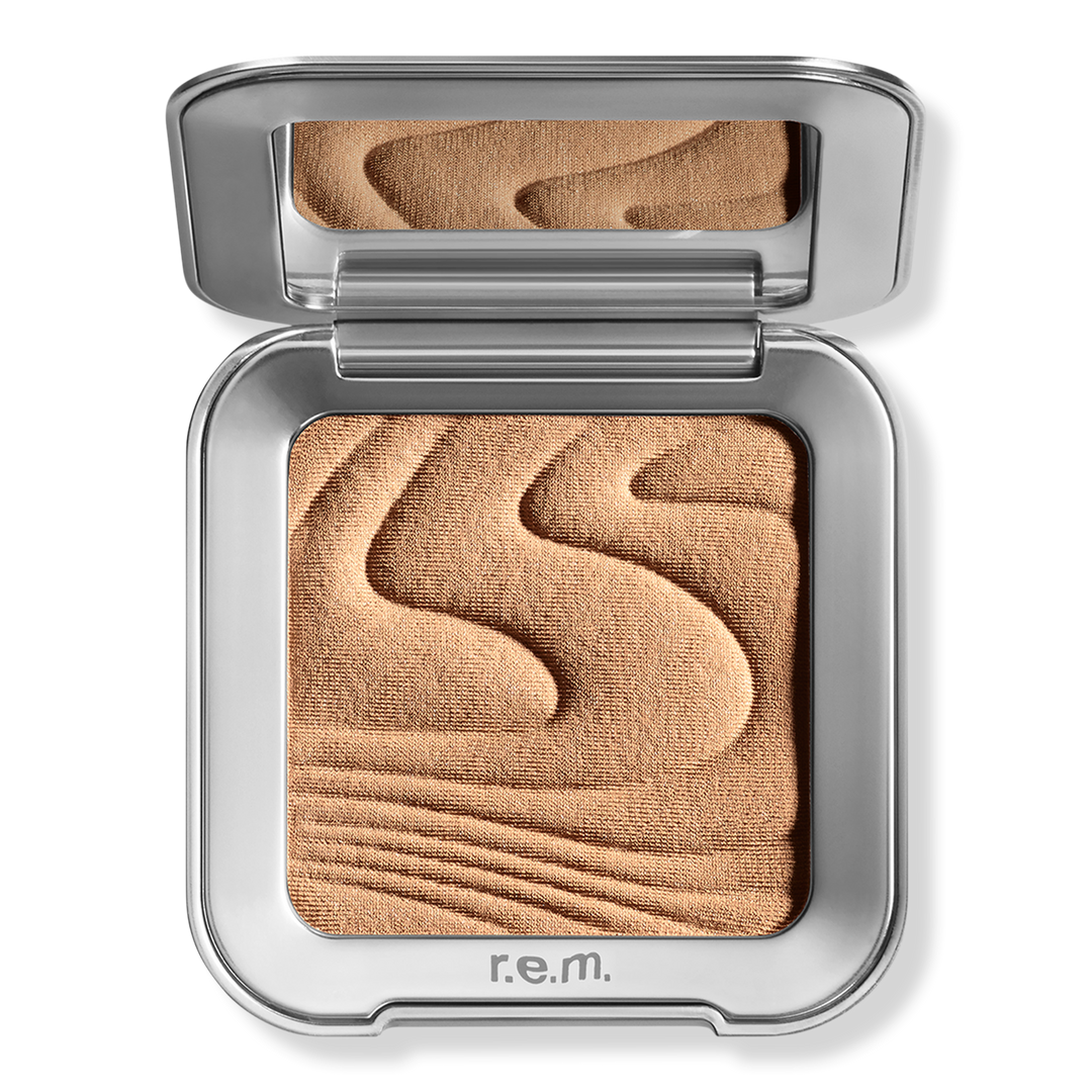 Hypernova Satin Matte Bronzer