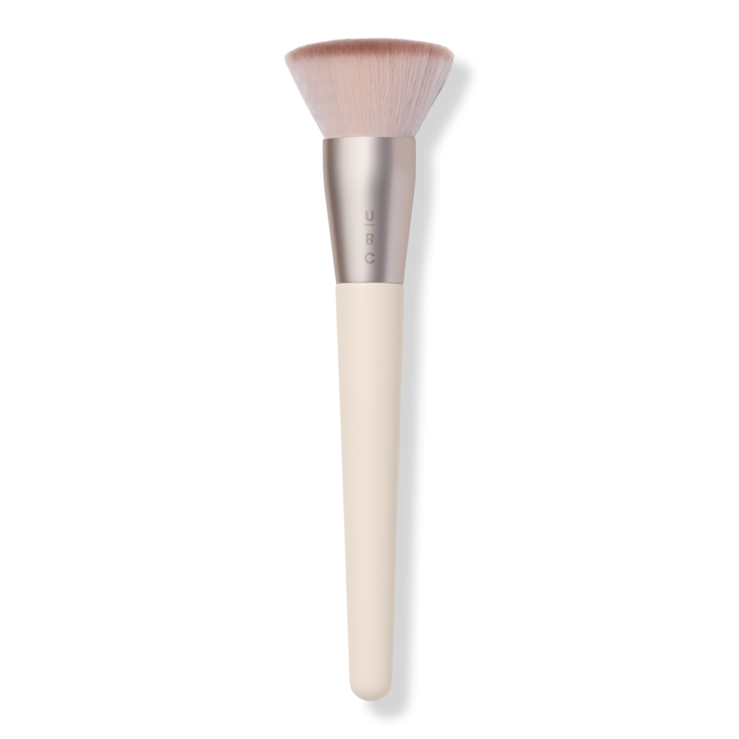 Buffing Foundation Brush 108