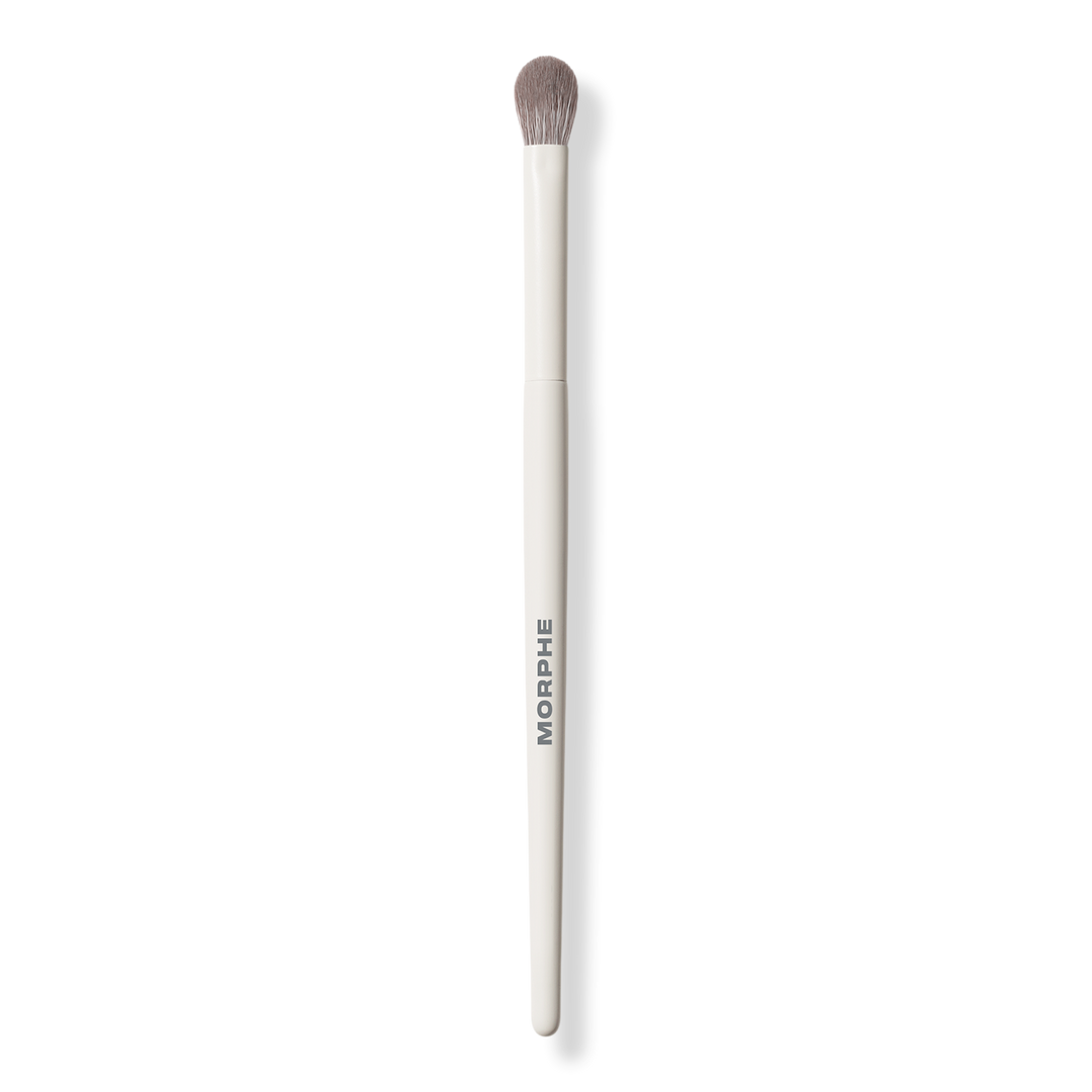 M332 Medium Rounded Blender Eyeshadow Brush