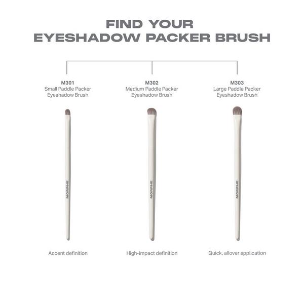 M301 Small Paddle Packer Eyeshadow Brush