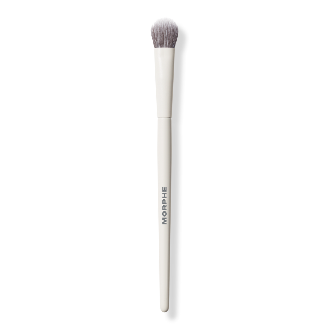 M131 Rounded Paddle Concealer Brush