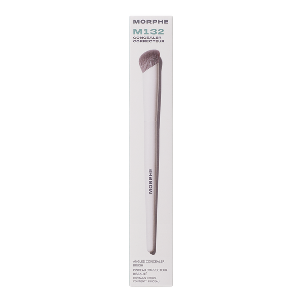 M132 Angled Concealer Brush