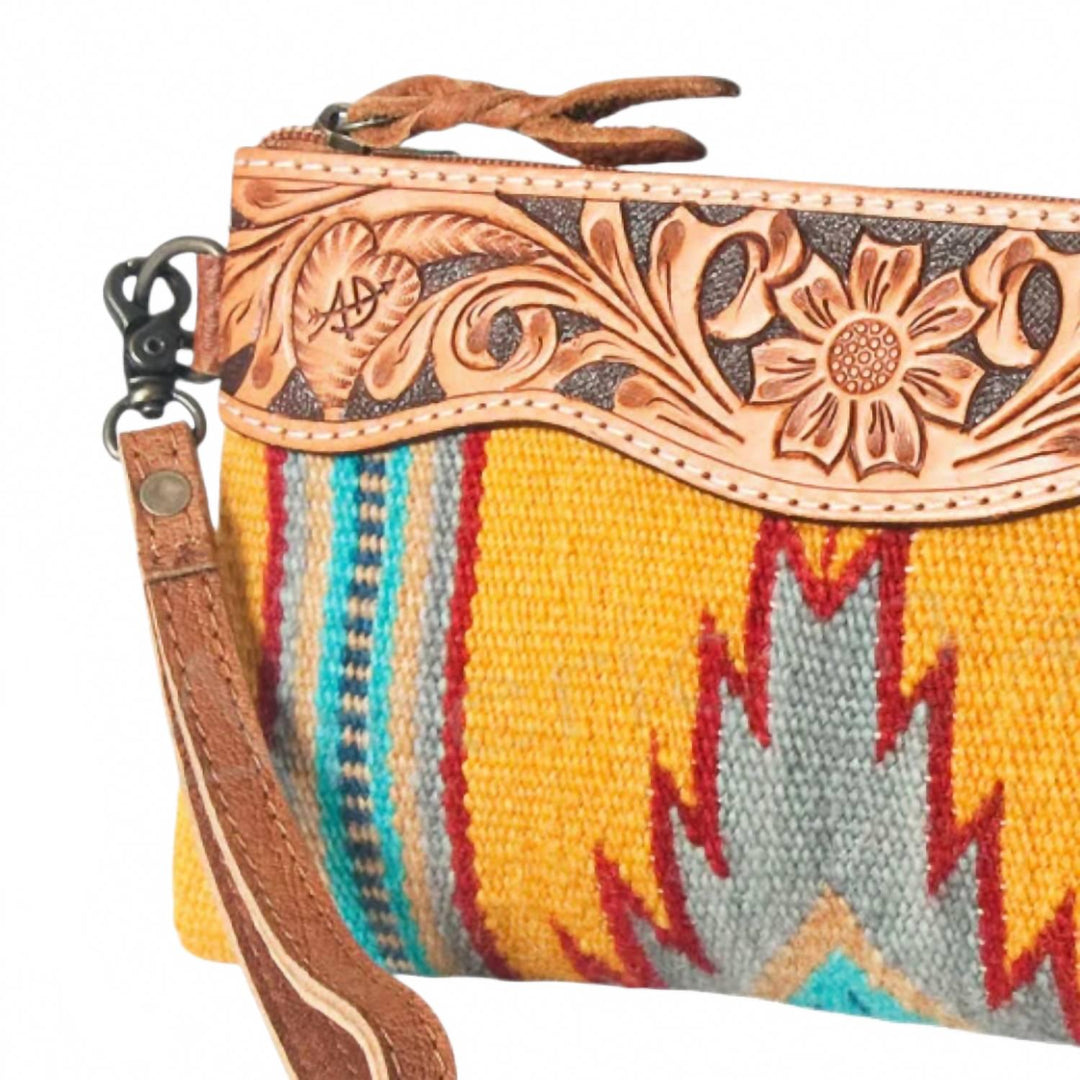 women's wristlet wallet in multicolor