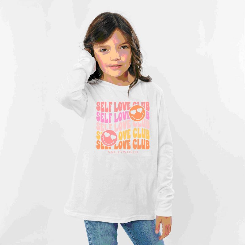 تي شيرت بأكمام طويلة من مجموعة The Juniper Shop SmileyWorld Self Love Club Wave Youth