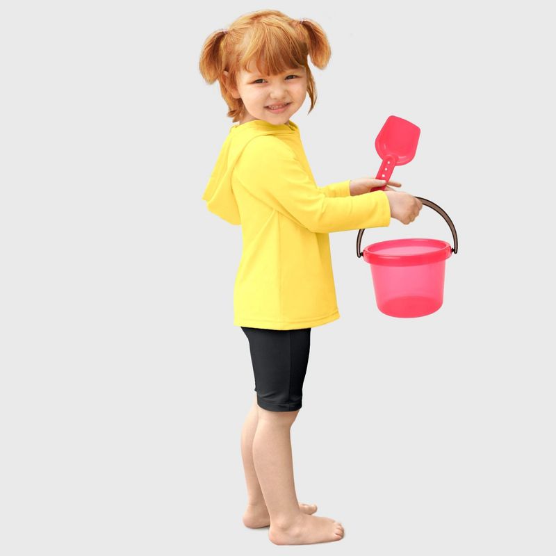 تيشيرت City Threads Swim UPF 50+ بأكمام طويلة وغطاء رأس للحماية من الطفح الجلدي للأولاد والبنات - صُنع في الولايات المتحدة الأمريكية