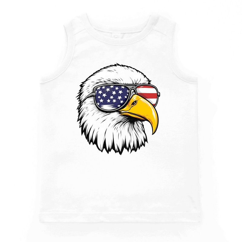 نظارة شمسية بتصميم النسر الوطني من متجر جونيبر، قميص داخلي للشباب