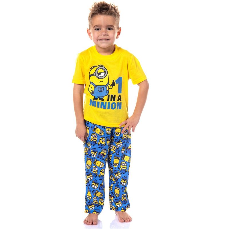 طقم بيجامات مينيونز للأولاد، قميص نوم وبنطلون، قطعة واحدة، متعدد الألوان