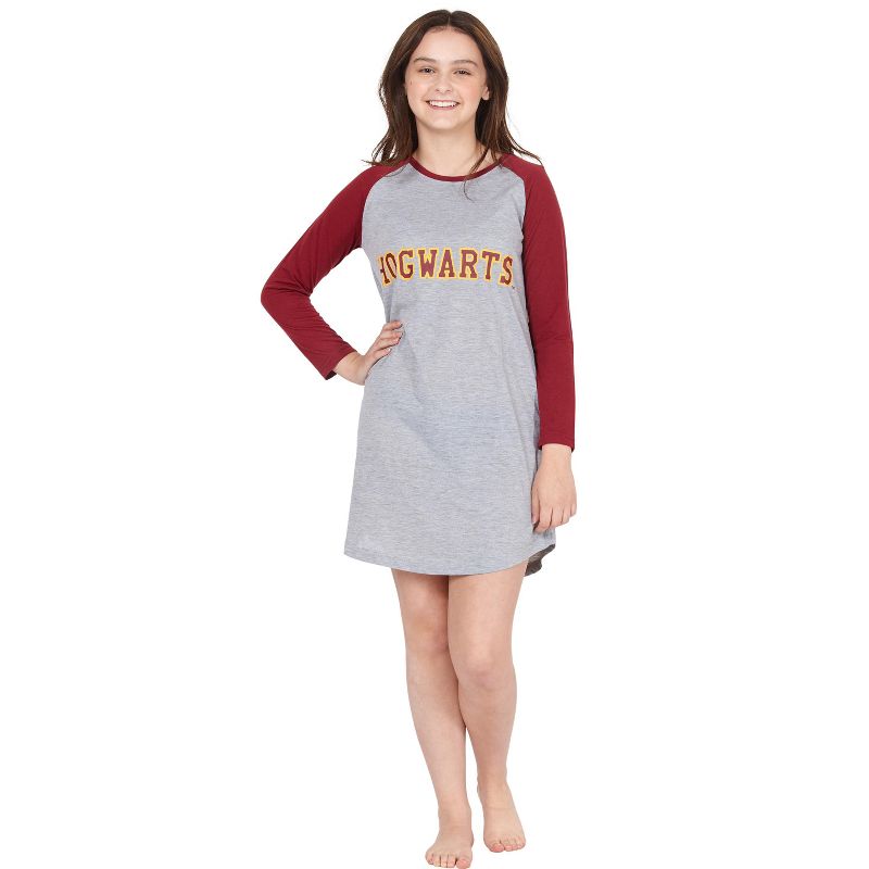 فستان نوم هاري بوتر هوجورتس بأكمام طويلة وراجلان رمادي