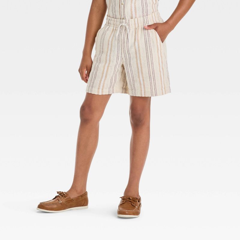 شورت مخطط منسوج للأولاد - فئة الفن™