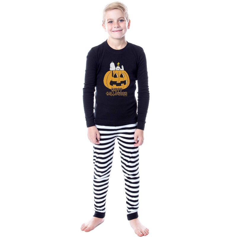 Peanuts Boys' Happy Halloween Snoopy Sleep Pajama Set For Kids Black
