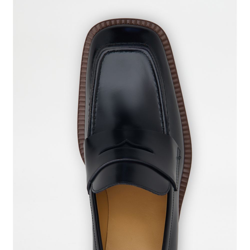 platform loafers in leather