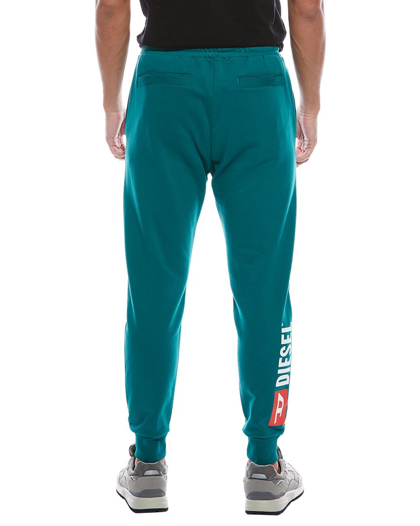 p-tray new d logo jogger