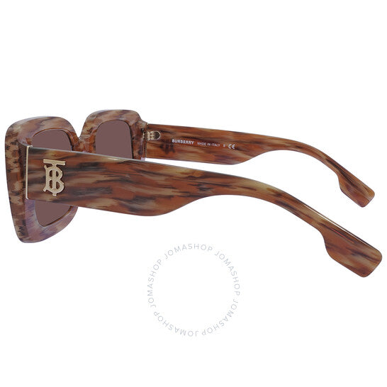 نظارات شمسية نسائية مربعة باللون البني من بربري