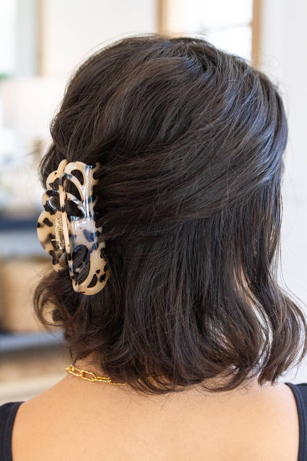 women's comb & claw clip set in brown