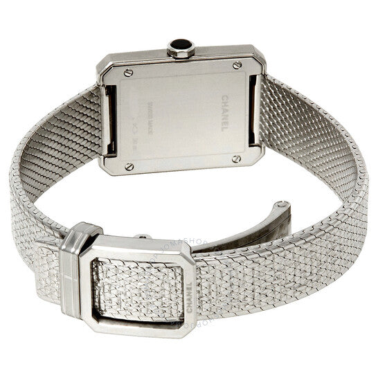 شانيل، ساعة نسائية من بوي فريند بمينا أسود مزخرفة بنقشة غيوشيه