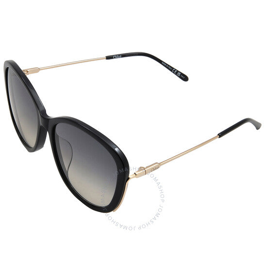 نظارة شمسية نسائية من كلوي، بتصميم فراشة رمادية متدرجة