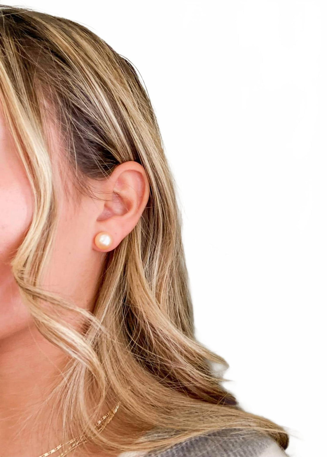 women's flat back stud earrings in pink