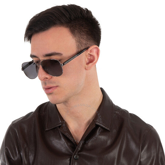 نظارات شمسية رجالية من جوتشي بايلوت، رمادية مستقطبة