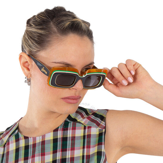 نظارة شمسية نسائية رياضية من لويفي سموك