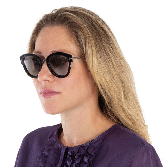 نظارات شمسية دائرية نسائية من توم فورد، ميا سموك ميرور