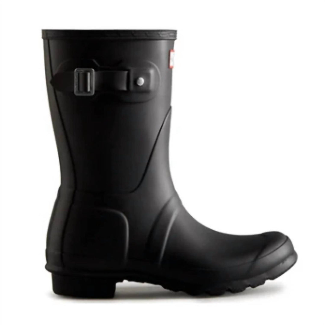 US 6 - black