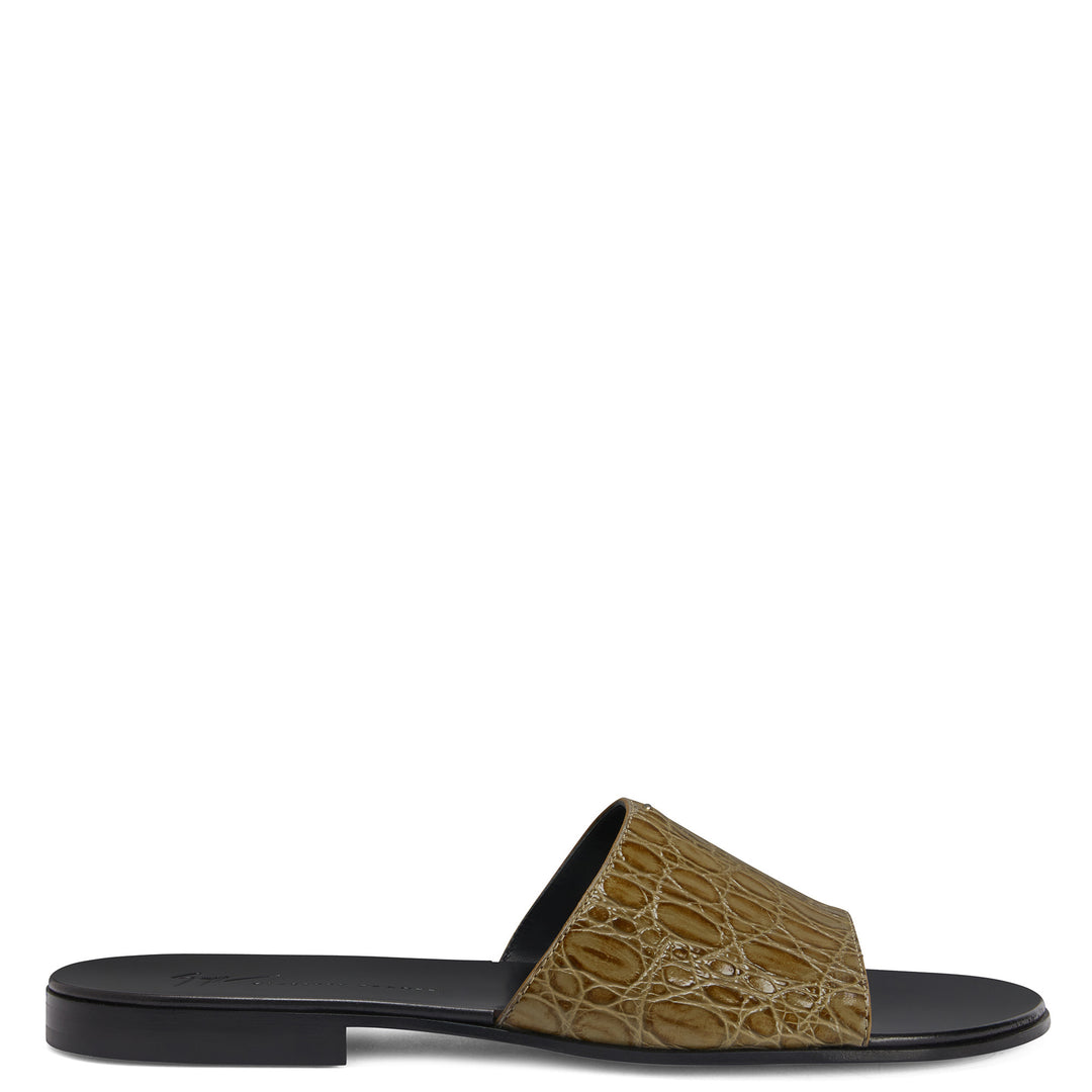 US 9 - beige