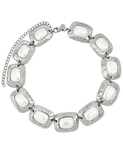 choker necklace