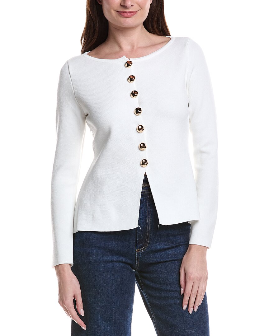 Medium - white