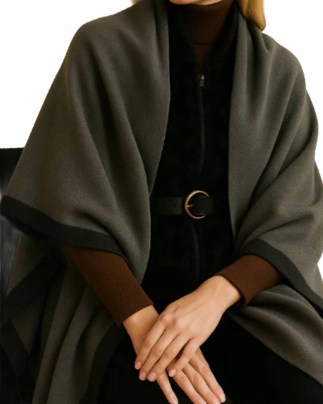 women's portico travel wrap in putty/black