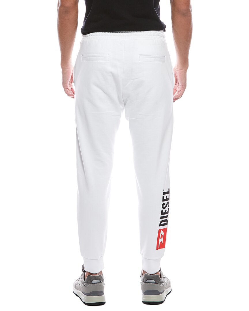 p-tray new d logo jogger