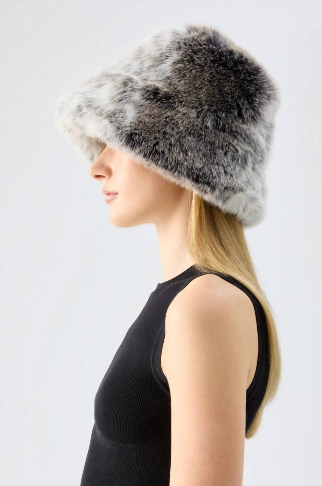 women's yeoman bucket hat in snow leopard