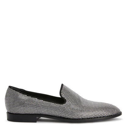 US 7 - black