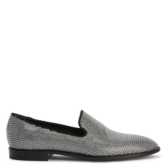 US 7 - black