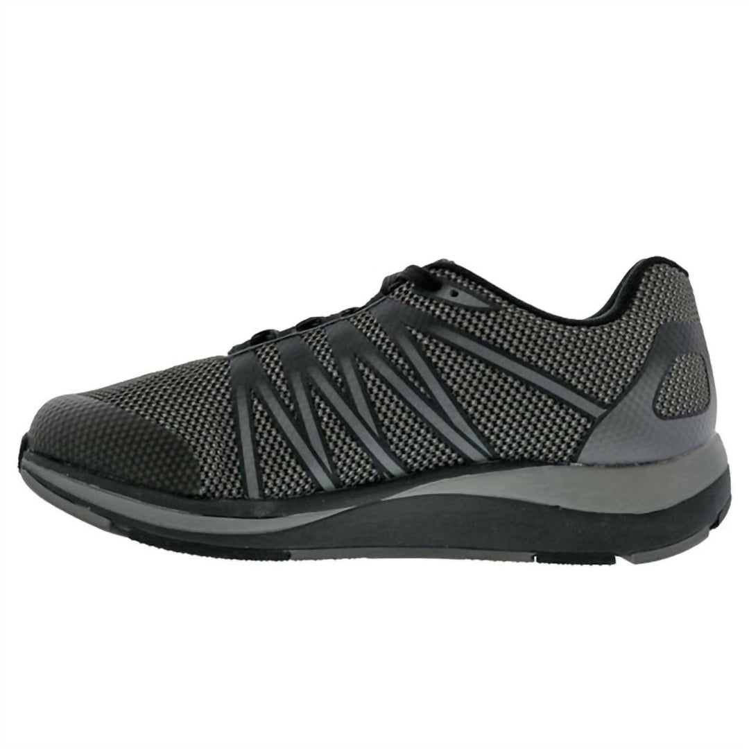 men's player athletic sneakers in black