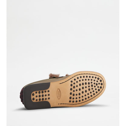 loafers in leather