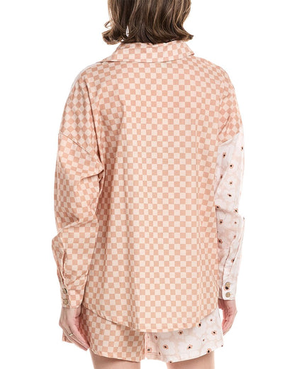 vacation mode lounge shirt