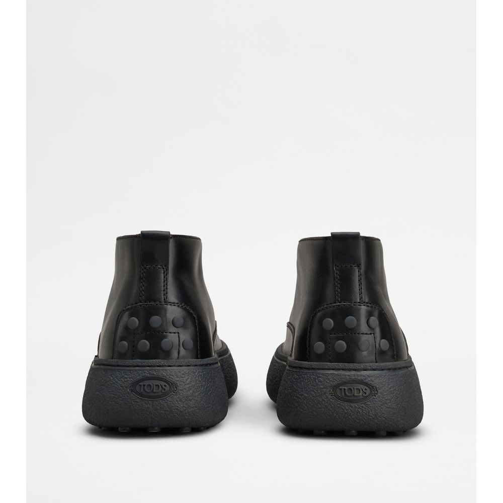 w. g. heritage desert boots in leather