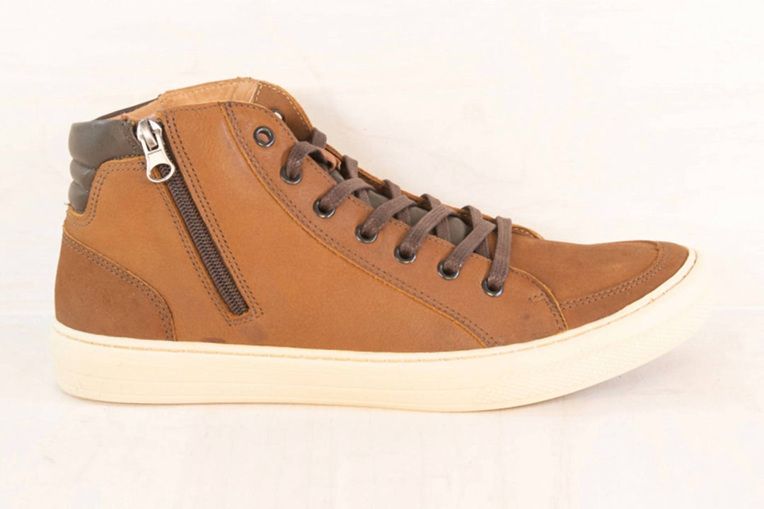 men campinas sneakers in distressed cognac