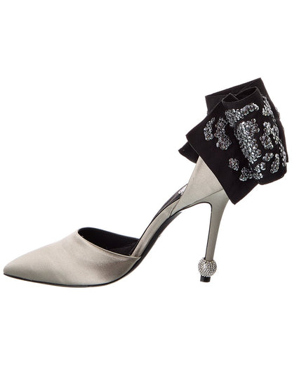 papillon satin pump