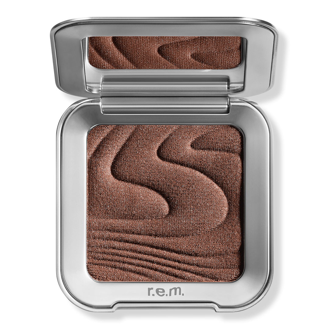 Hypernova Satin Matte Bronzer