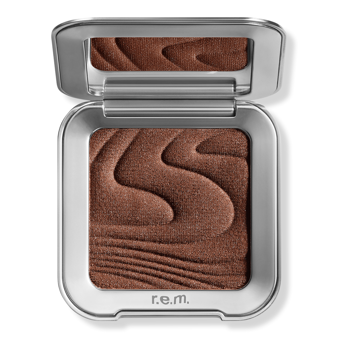 Hypernova Satin Matte Bronzer
