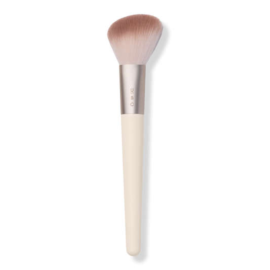 Angled Blush Brush 148