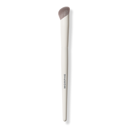 M132 Angled Concealer Brush