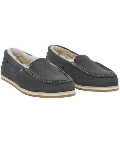 US 11 - grey