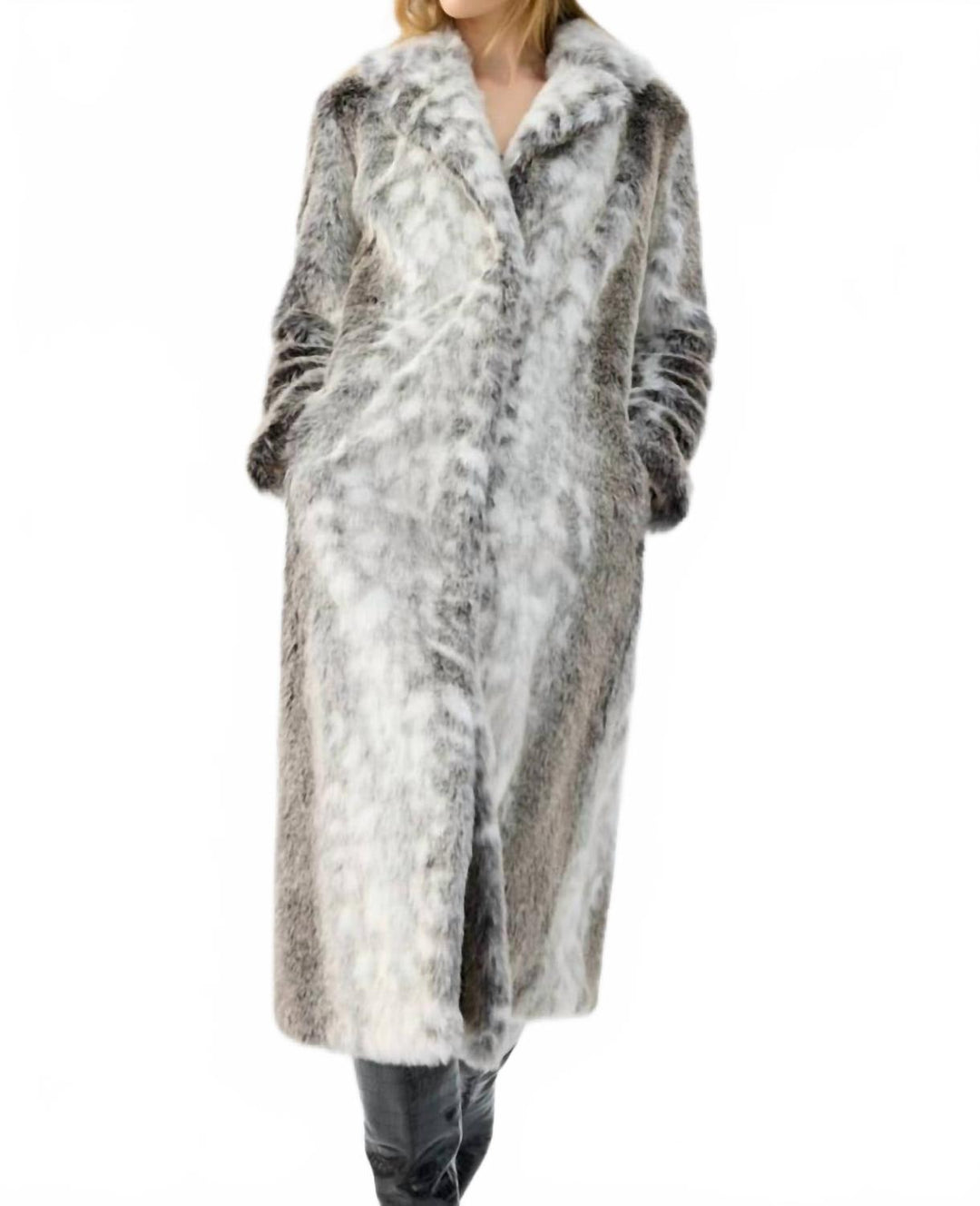 women's yeoman bucket hat in snow leopard