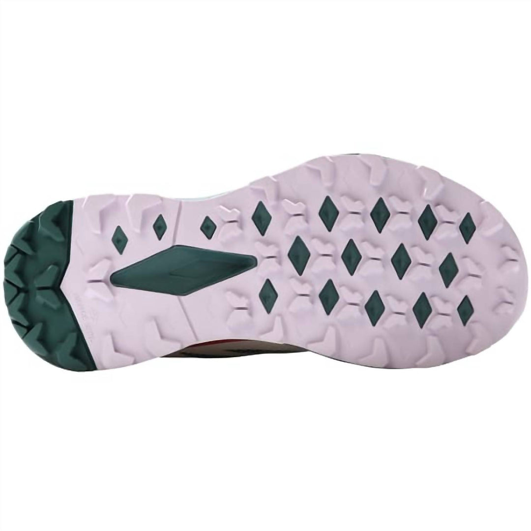 women's vectiv enduris futurelight trail running shoes in ponderosa green/gardenia white