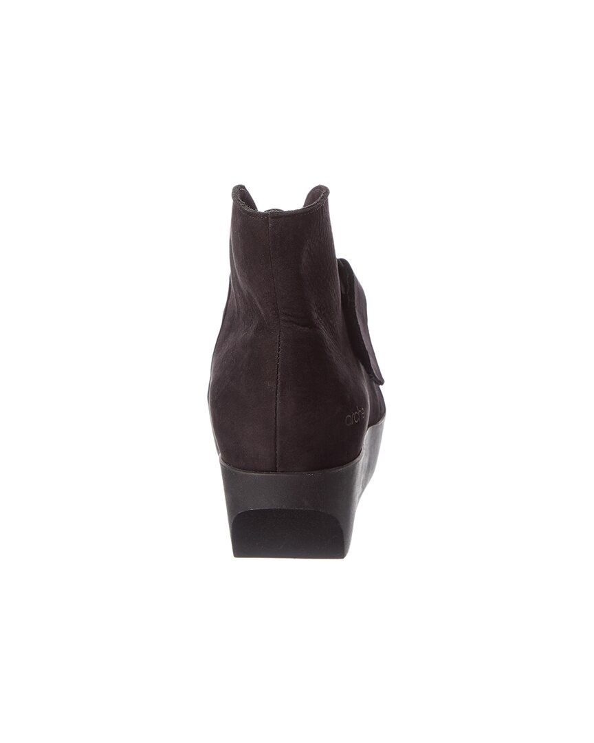 fujhey suede wedge boot