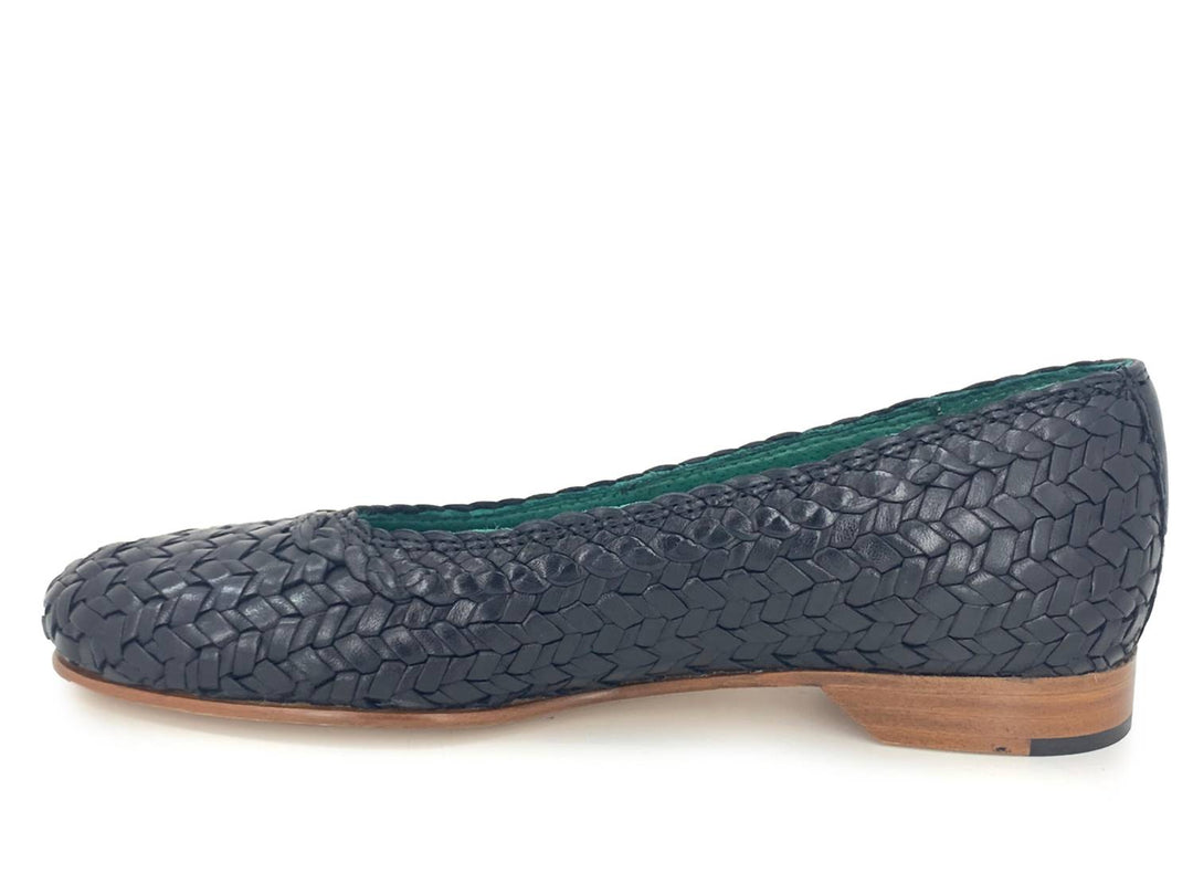 women's ria slip-on shoes in black